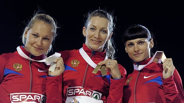 Rusija grimzta į dopingo pelkę: gali tekti grąžinti 10 medalių