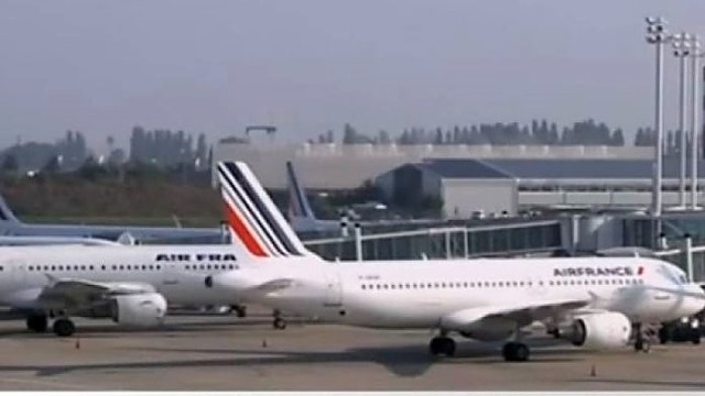Prancūzija nerimsta: streikuoja kompanijos „Air France“ pilotai