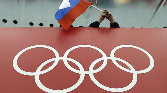 Rusiją purtantys dopingo skandalai skandina daugiau sportininkų
