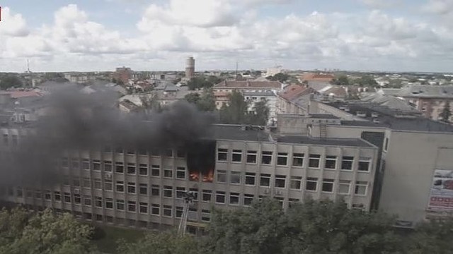 Šiaulių centre dėl gaisro evakuota 150 žmonių