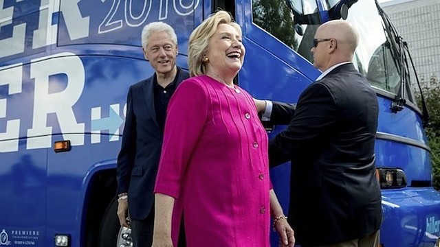 Hillary Clinton vėl tapo programišių auka
