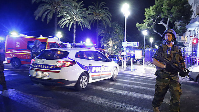 Marselio gyventojai: miestas pasiduoda teroristams