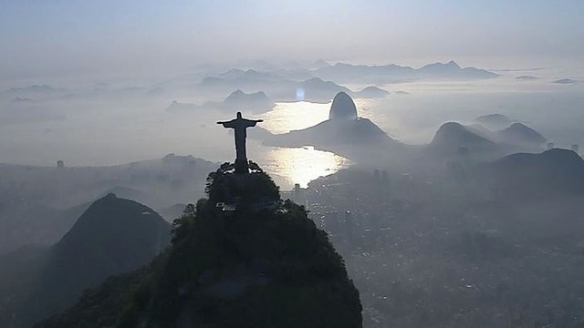 Kodėl žmonės veržiasi pamatyti Kristaus skulptūrą Rio?