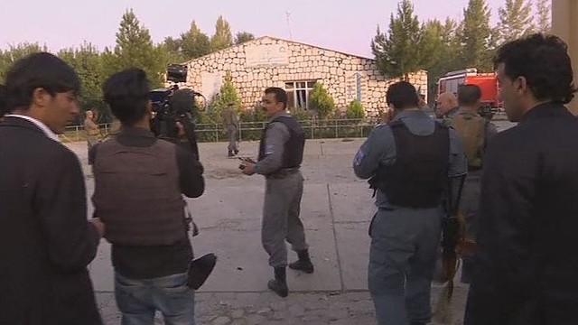 Užpuolikai Kabulo universitiete nužudė 13 žmonių