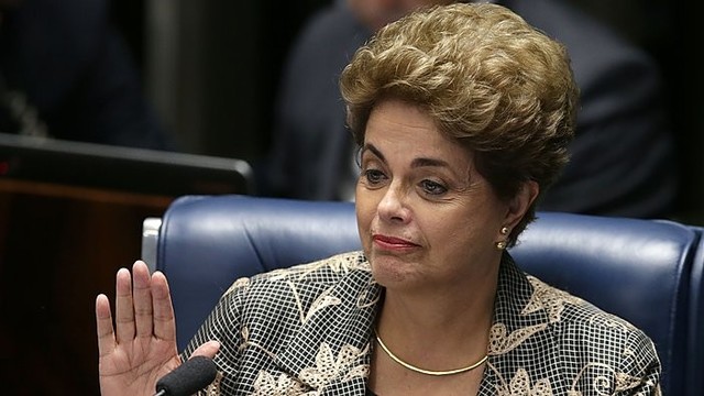 Po Brazilijos prezidentės nušalinimo – baimė dėl riaušių