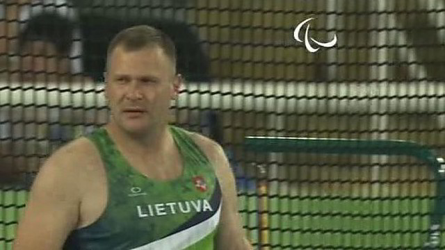 Pirmąją parolimpiados dieną Lietuva iškovojo pirmąjį medalį