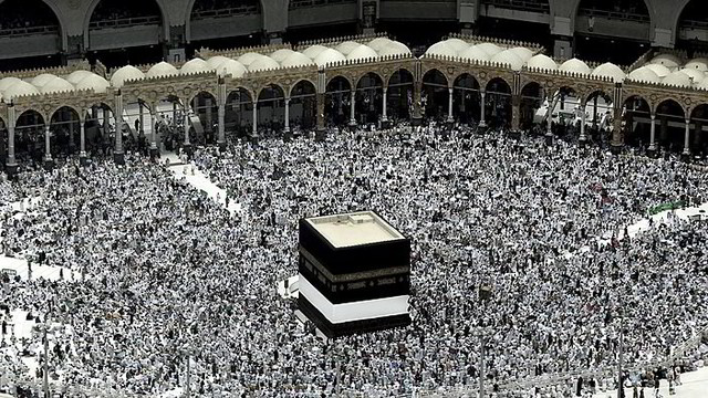 Musulmonai plūsta į Meką tradiciniam hadžui