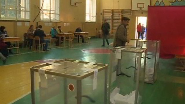 Apsišaukėliai Ukrainoje surengė rinkimų spektaklį?