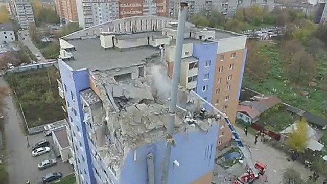 Daugiabutyje Rusijoje sprogo dujos: mažiausiai 3 žuvo