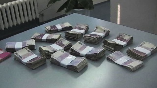 Bulgarijoje rasta rekordinė padirbtų eurų suma