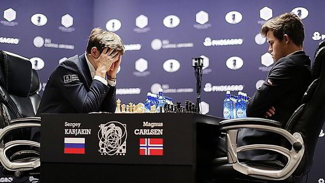 Kova dėl pasaulio šachmatų čempiono titulo artėja prie pratęsimo