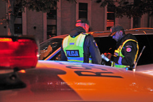 Vilniuje prie vairo sėdo girtutėlė moteris: nustatytas 3,1 prom. girtumas