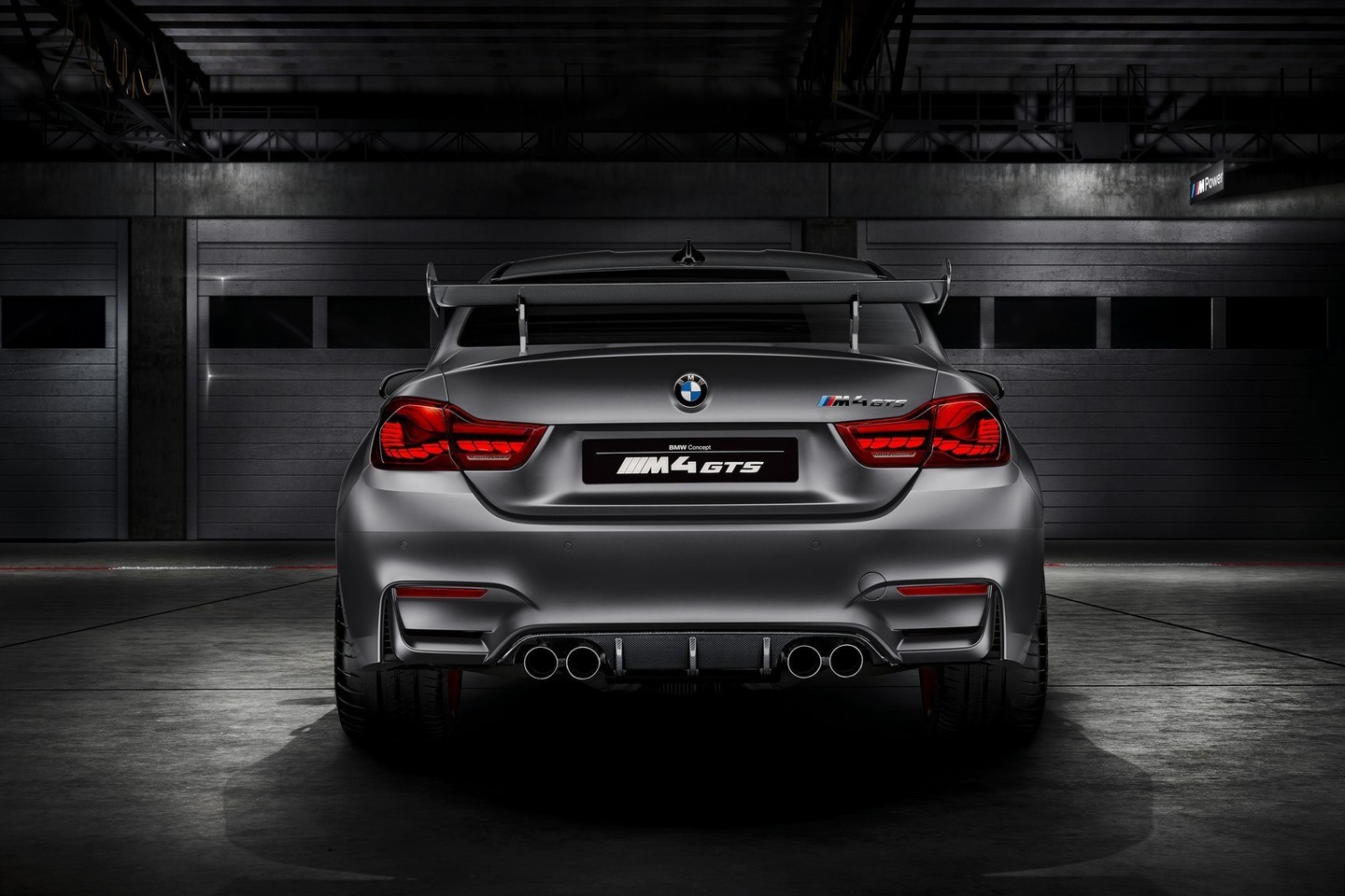 BMW M4 GTS.<br>Gamintojo nuotr.