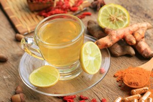 Imbierų ir ciberžolių arbata: šis duetas daro stebuklus
