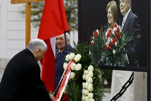 Rusija teigė, kad perdavė Varšuvai sudužusio Lenkijos prezidento lėktuvo juodąsias dėžes