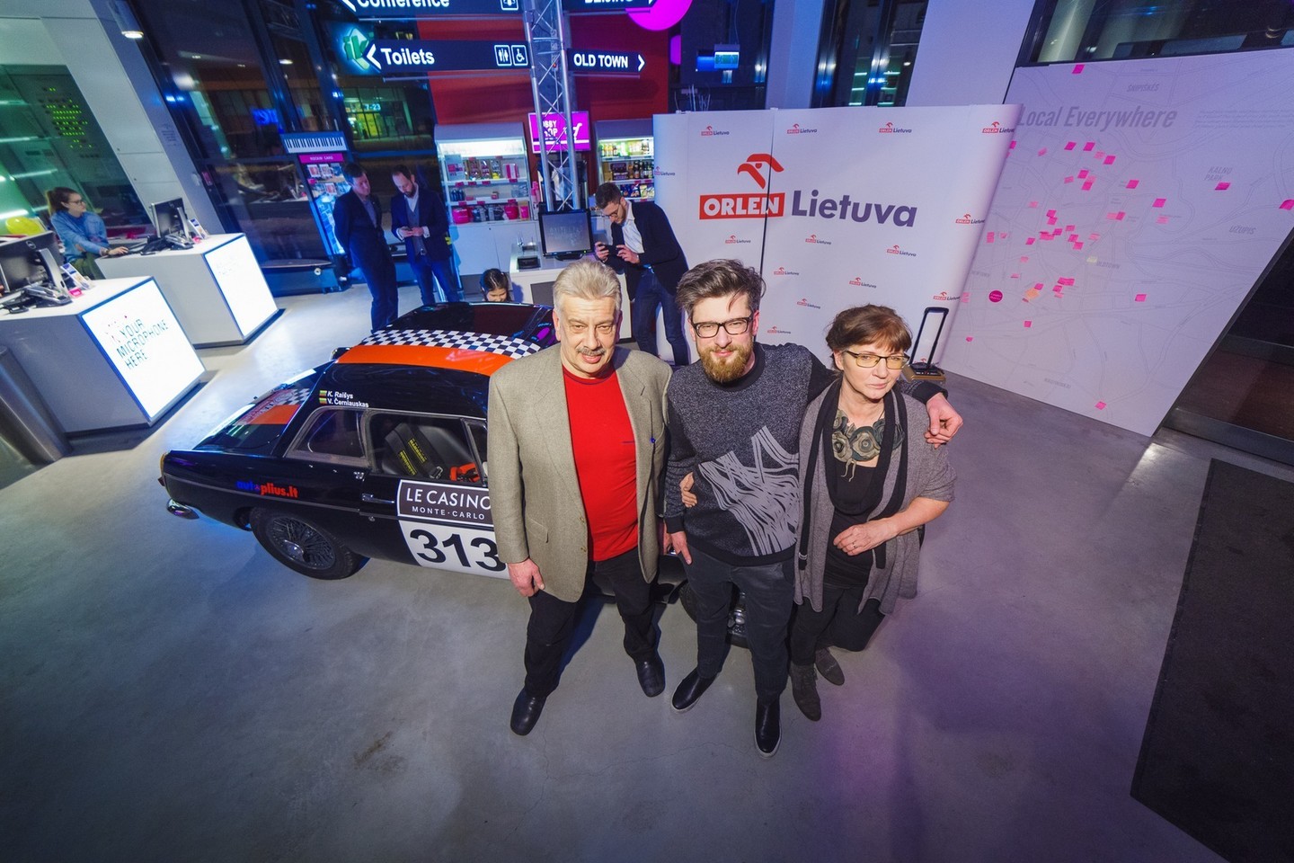 Karolis Raišys ir Vytautas Černiauskas kitą savaitę startuos ryškiausiose klasikinių automobilių lenktynėse.<br>Ryčio Petrausko/sunpic.lt nuotr.