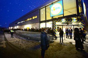 Kaune atidaryta dar viena „Lidl“ parduotuvė: pirkėjų grumtynių nekilo