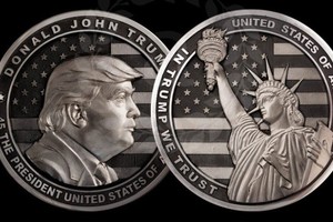 Rusai pagerbė Donaldą Trumpą proginėmis monetomis su gramatinėmis klaidomis