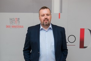 Andriaus Užkalnio gyvo humoro turas atšaukiamas – organizatoriai išsigando galimų pasekmių