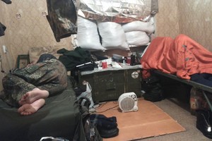 Kruviname Ukrainos karo tunelyje – be prošvaisčių