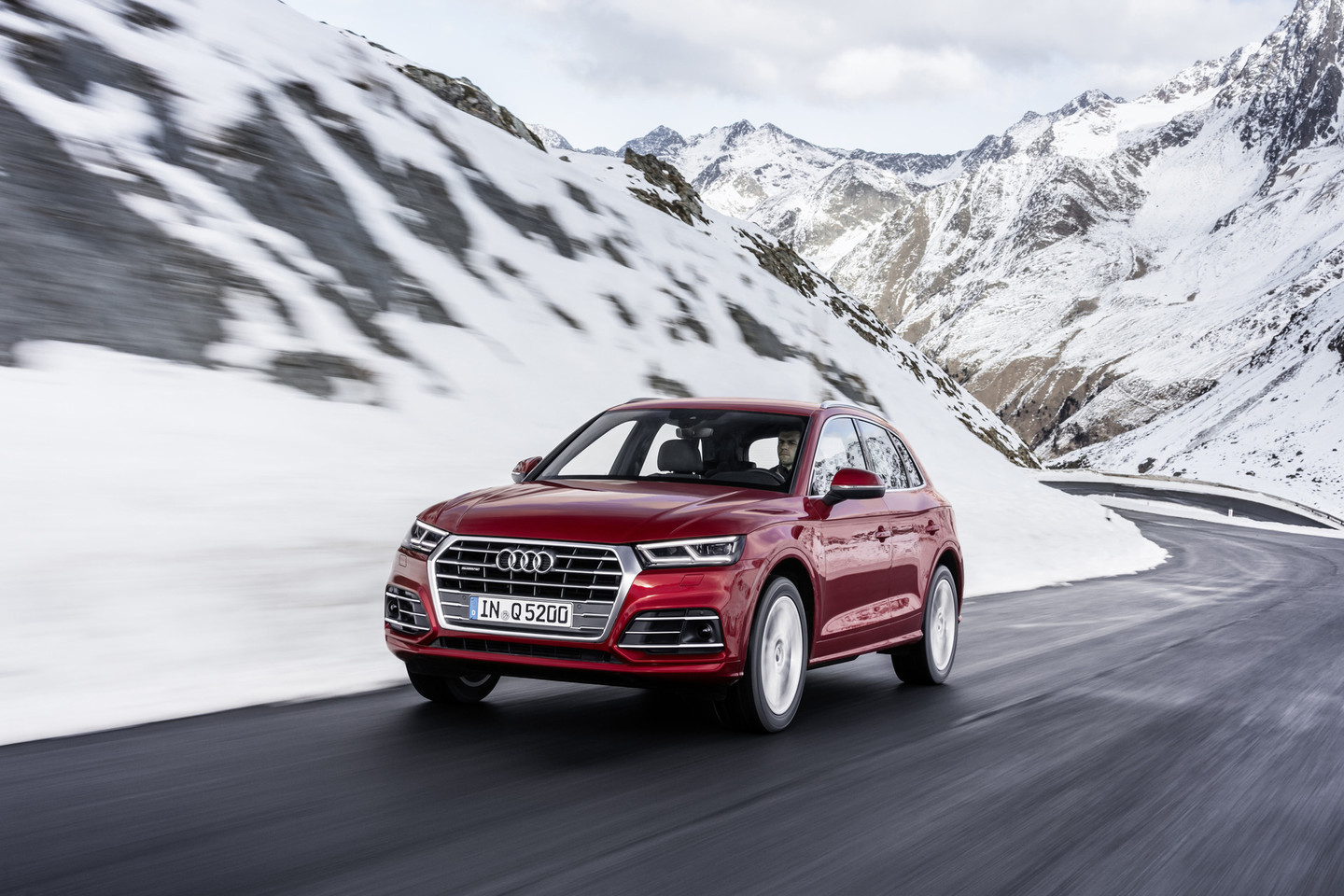 „Audi Q5“ visureigis – jau Lietuvoje.<br>Gamintojo nuotr.