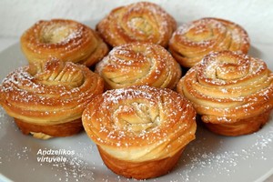Pagal populiarų receptą iškepti krafinai. Jie tikrai puikūs