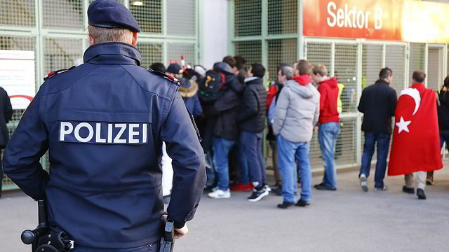 Austrijoje plinta islamistų „virusas“– sulaikyti 8 įtariamieji