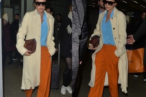 Victoria Beckham ragina nebijoti ryškių spalvų