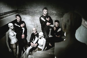 „Solo Ansamblio“ staigmena: M.A.M.A. scenoje – su 80-mete roko veterane