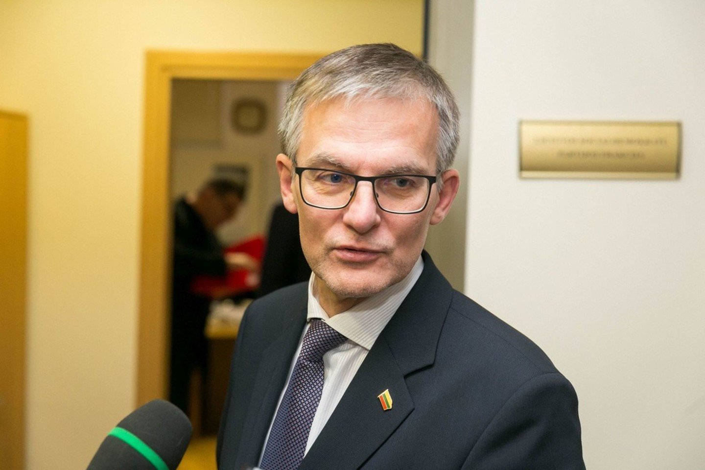 Parlamentaras J.Sabatauskas pranešė, kad dalyvaus būsimuose Socialdemokratų partijos pirmininko rinkimuose.<br>T.Bauro nuotr.