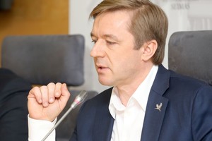 Signalas: milijonieriaus Ramūno Karbauskio politinės akcijos jau pradėjo pigti