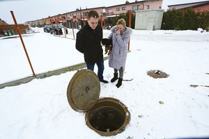 Naujuose kotedžuose įsikūrę kauniečiai skęsta fekalijose