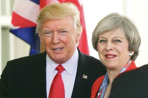 Briuseliui nugarą atsukę britai siūlosi į draugus Vašingtonui