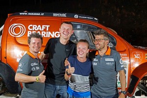 Aplink pasaulį keliaujantys lietuviai spaudė ranką Antanui Juknevičiui