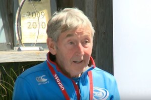 Neįtikėtinas brito pasiekimas: vos nemirė, bet bėgo 52 metus be pertraukų