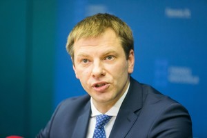 Pradėjo dirbti dvi naujos finansų ministro patarėjos