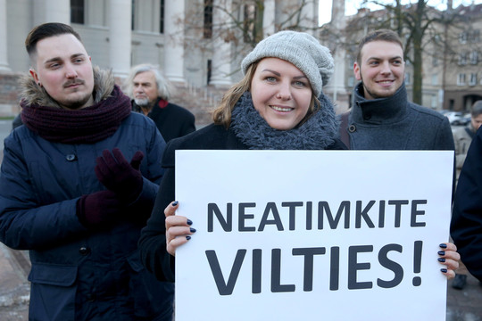 Atskleidė tiesą: iš 50 tūkstančių šeimų pagalbos sulauks tik trečdalis