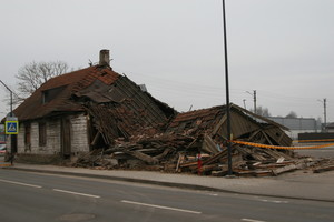 Marijampolėje sugriuvo J.Basanavičiaus laikus menantis namas