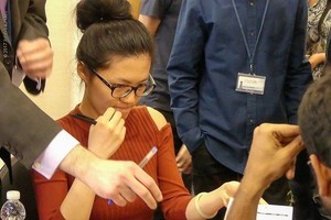 Pasaulio šachmatų čempionė tyčia pralaimėjo per penkis ėjimus