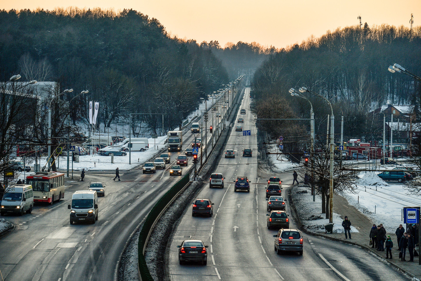 Iki 2020 metų pagrindiniuose Lietuvos keliuose turėtų būti įrengta per 20 eismo pažeidimų kontrolės ir stebėjimo sistemų.<br>V.Ščiavinsko nuotr.