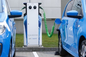 Iškėlė svarbų klausimą apie naudotus elektromobilius Lietuvoje