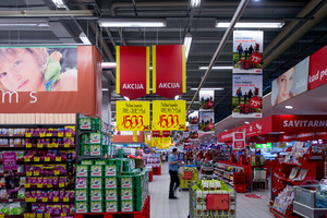 Akcija cukrui net privertė išsitraukti kamerą: „Pažiūrėkit, kaip viskas pinga!“