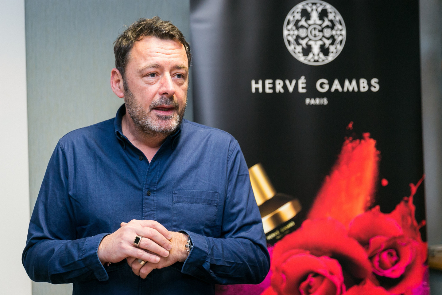Dizaineris ir kvapų kūrėjas Hervé Gambs XX a. 8-ajame dešimtmetyje įkūrė savo vardo kompaniją ir į populiarumo viršūnę iškėlė gėlių dizainą.<br>T.Bauro nuotr.