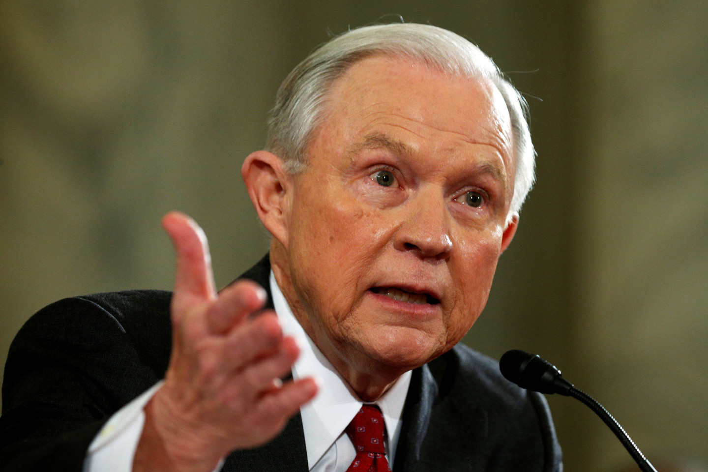 J.Sessionsas paskirtas 84-uoju JAV generaliniu prokuroru.<br>„Reuters“/“Scanpix“ nuotr.