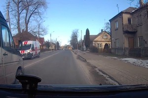 Sustojęs praleisti greitosios vyras tokio akibrokšto nesitikėjo