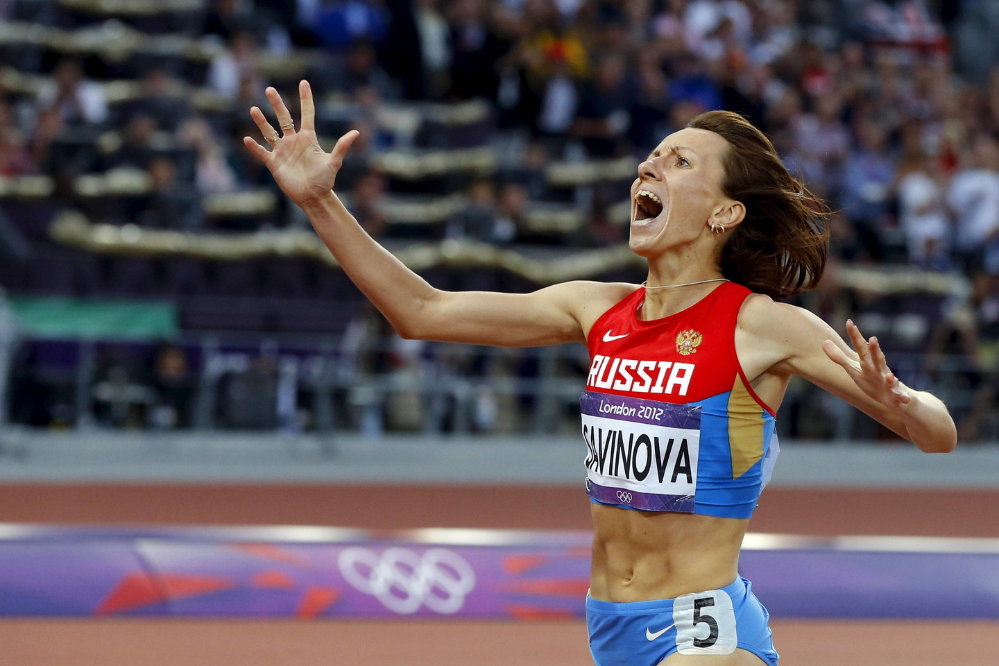 M.Savinova prarado aukso medalį, kurį iškovojo sukčiaudama.<br>Reuters/Scanpix nuotr.