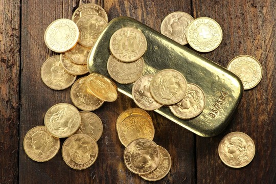 Auksas pinga po Donaldo Trumpo anonso apie mokestinę reformą