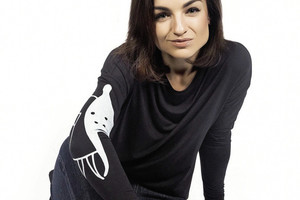 Dizainerė Diana Vapsvė pasidalijo patirtimi, kaip atgaivinti silpnus plaukus