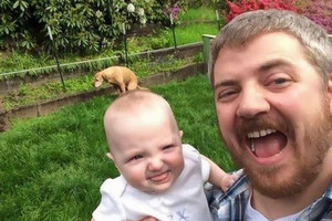 Blogiausios pasaulyje asmenukės: kai užmirštamas antrasis planas