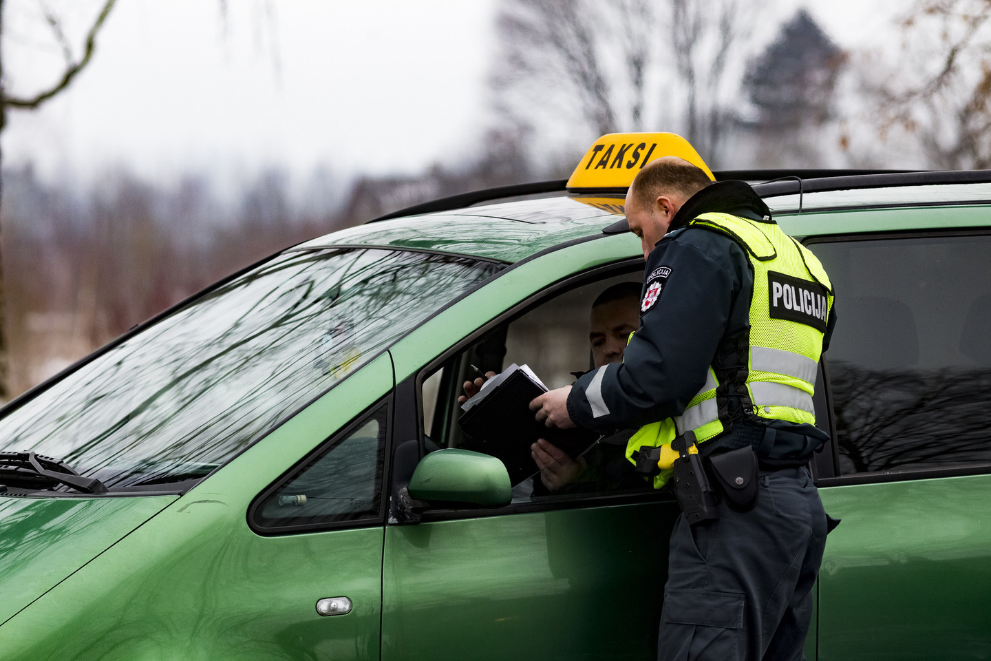 Tradicinį reidą sekmadienio rytą surengę Vilniaus kelių policijos pareigūnai liko patenkinti.